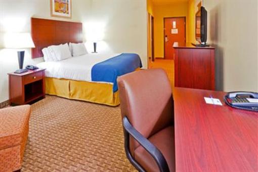 фото отеля Holiday Inn Express Hotel & Suites Magee
