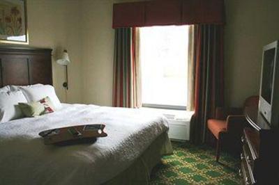 фото отеля Hampton Inn & Suites Lamar