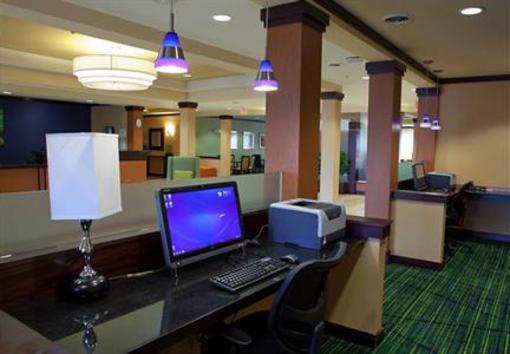 фото отеля Fairfield Inn & Suites Flint Fenton
