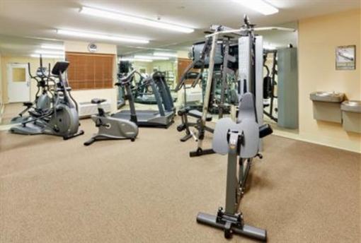 фото отеля Candlewood Suites Hazleton