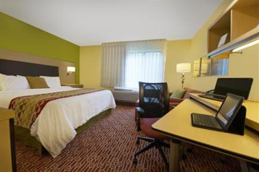 фото отеля TownePlace Suites by Marriott Huntington