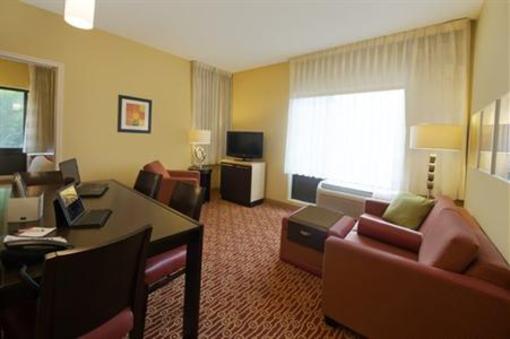 фото отеля TownePlace Suites by Marriott Huntington