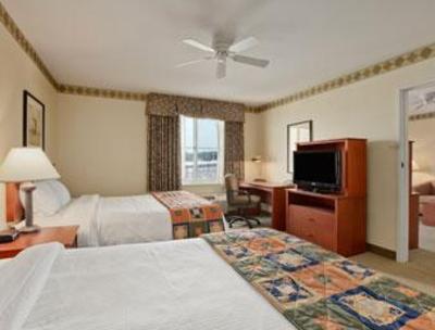 фото отеля Baymont Inn & Suites Grand Rapids SW Byron Center