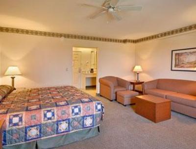 фото отеля Baymont Inn & Suites Grand Rapids SW Byron Center