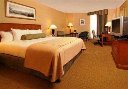 фото отеля Hilton Newark Airport
