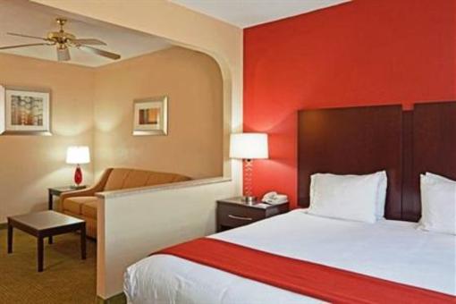 фото отеля Holiday Inn Express Hotel & Suites Oxford (Mississippi)