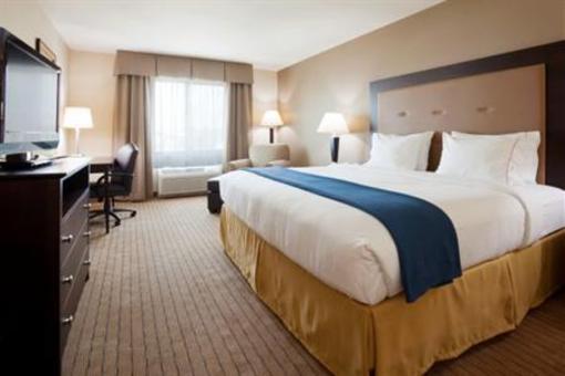 фото отеля Holiday Inn Express Hotel & Suites Madison-Verona