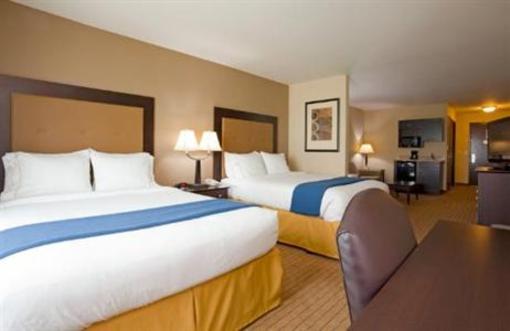фото отеля Holiday Inn Express Hotel & Suites Madison-Verona