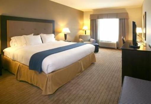 фото отеля Holiday Inn Express Hotel & Suites Madison-Verona