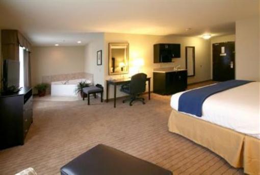 фото отеля Holiday Inn Express Hotel & Suites Madison-Verona
