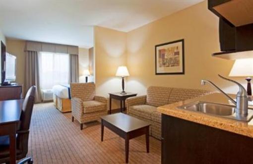 фото отеля Holiday Inn Express Hotel & Suites Madison-Verona