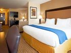 фото отеля Holiday Inn Express Hotel & Suites Madison-Verona