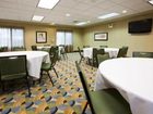 фото отеля Holiday Inn Express Hotel & Suites Madison-Verona