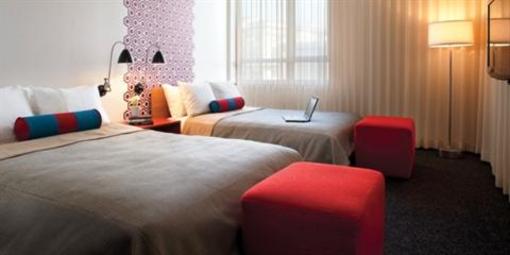 фото отеля Custom Hotel