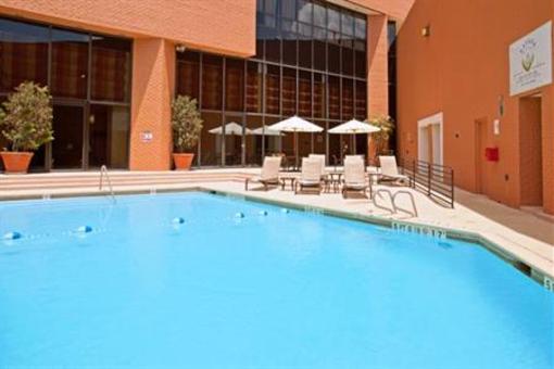 фото отеля Crowne Plaza Houston River Oaks