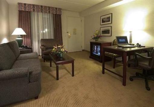 фото отеля Embassy Suites Hotel Syracuse