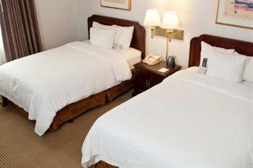 фото отеля Embassy Suites Hotel Syracuse