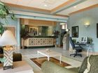 фото отеля Travelodge Inn & Suites Orlando Airport