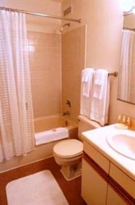 фото отеля Habitat Corporate Suites at Presidential Towers
