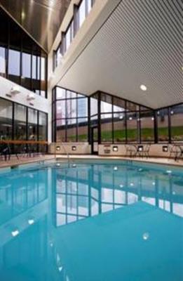 фото отеля Crowne Plaza White Plains Downtown