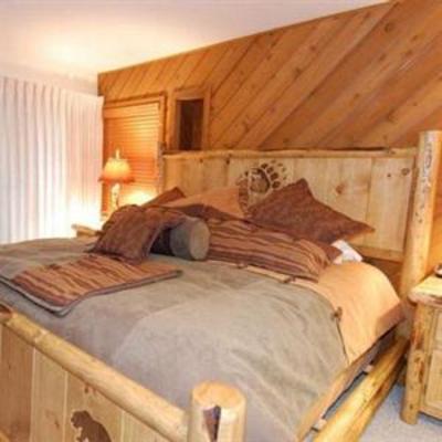 фото отеля Vacation Rentals at Snowcreek Resort in Mammoth Lakes