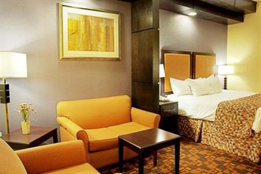 фото отеля BEST WESTERN Bowie Inn & Suites