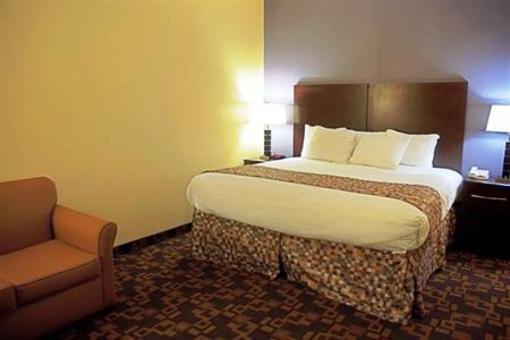 фото отеля BEST WESTERN Bowie Inn & Suites
