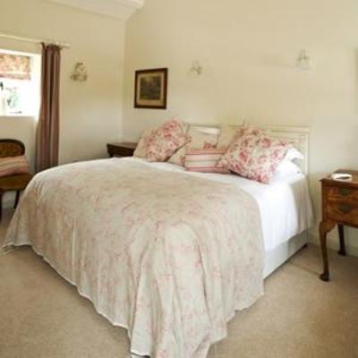 фото отеля Sutton Mawr Bed and Breakfast Barry