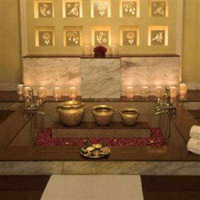фото отеля Usha Kiran Palace