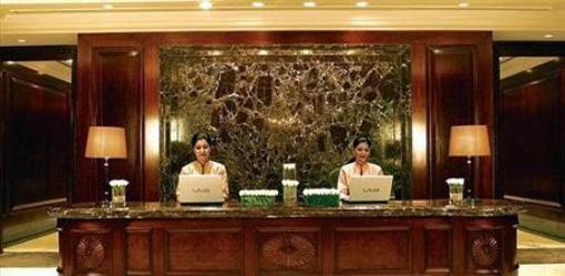 фото отеля The Claridges