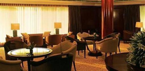 фото отеля The Claridges