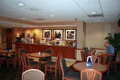 фото отеля Hampton Inn Germantown / Gaithersburg