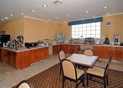 фото отеля Comfort Suites Roanoke (Texas)