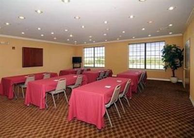 фото отеля Comfort Suites Roanoke (Texas)
