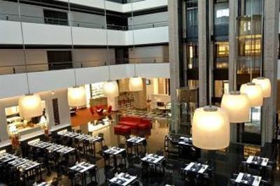 фото отеля Hilton Madrid Airport