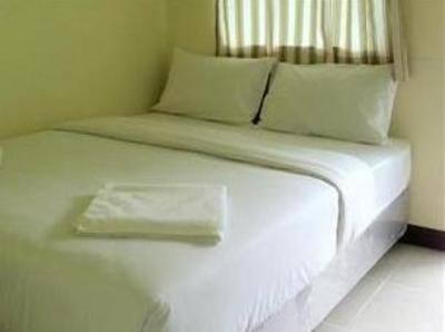 фото отеля Apache Beach House