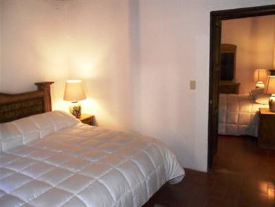 фото отеля Hotel Casa Sangre de Cristo