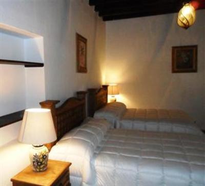 фото отеля Hotel Casa Sangre de Cristo