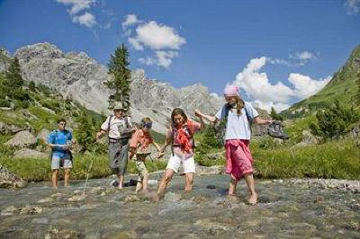 фото отеля Walchs Camping And Landhaus Innerbraz