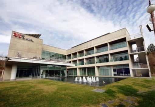 фото отеля Jinan Red Ginseng Spa & Villa