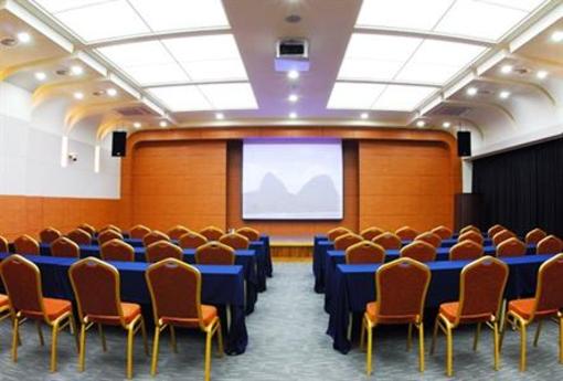 фото отеля Jinan Red Ginseng Spa & Villa
