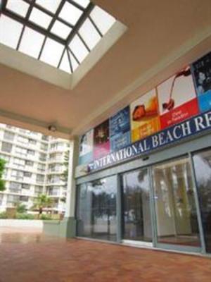 фото отеля International Beach Resort Gold Coast