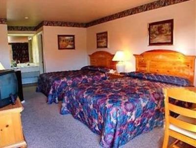 фото отеля Lakeside Inn & Suites
