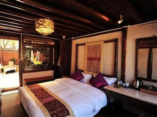 фото отеля Lijiang N-30 Lodge