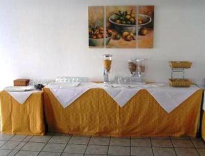 фото отеля Hotel Dynamit Frechen