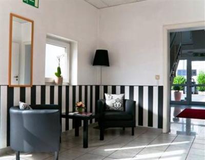 фото отеля Hotel Dynamit Frechen