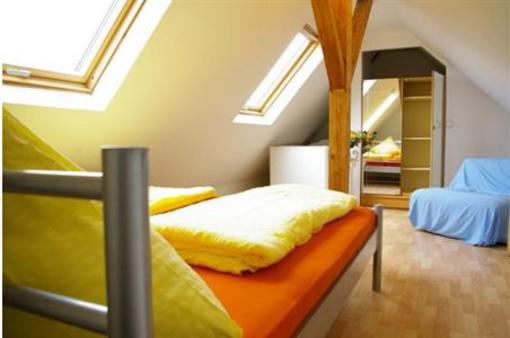 фото отеля Sunshine Accommodation & Hostel Baden-Baden