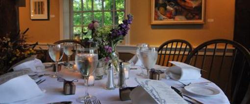 фото отеля The Four Columns Inn Newfane (Vermont)