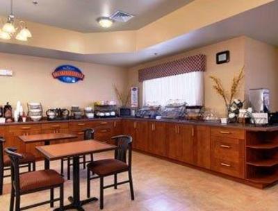 фото отеля Baymont Inn Suites Wheeler