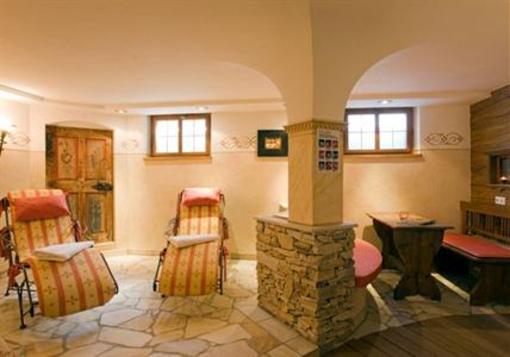 фото отеля Chalet Tschallener Pension